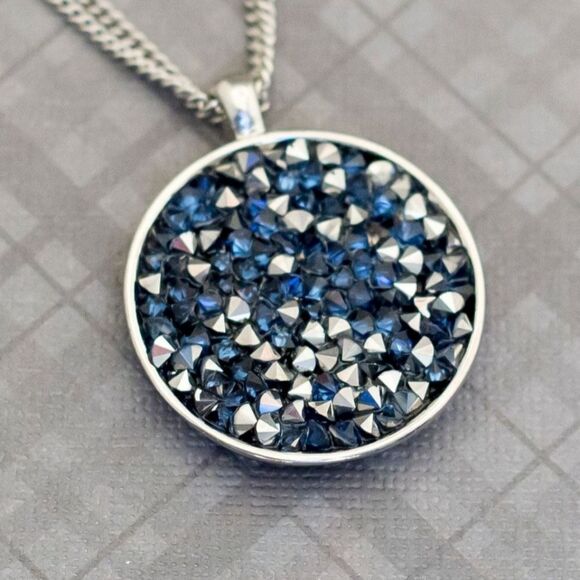 Kenneth Cole Necklace Blue Silver Tone Beaded Round Pendant 18 Inch Double Chain - Picture 7 of 11